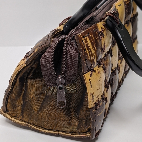 Coconut Shell Purse Wooden Handles - Picture 10 of 15